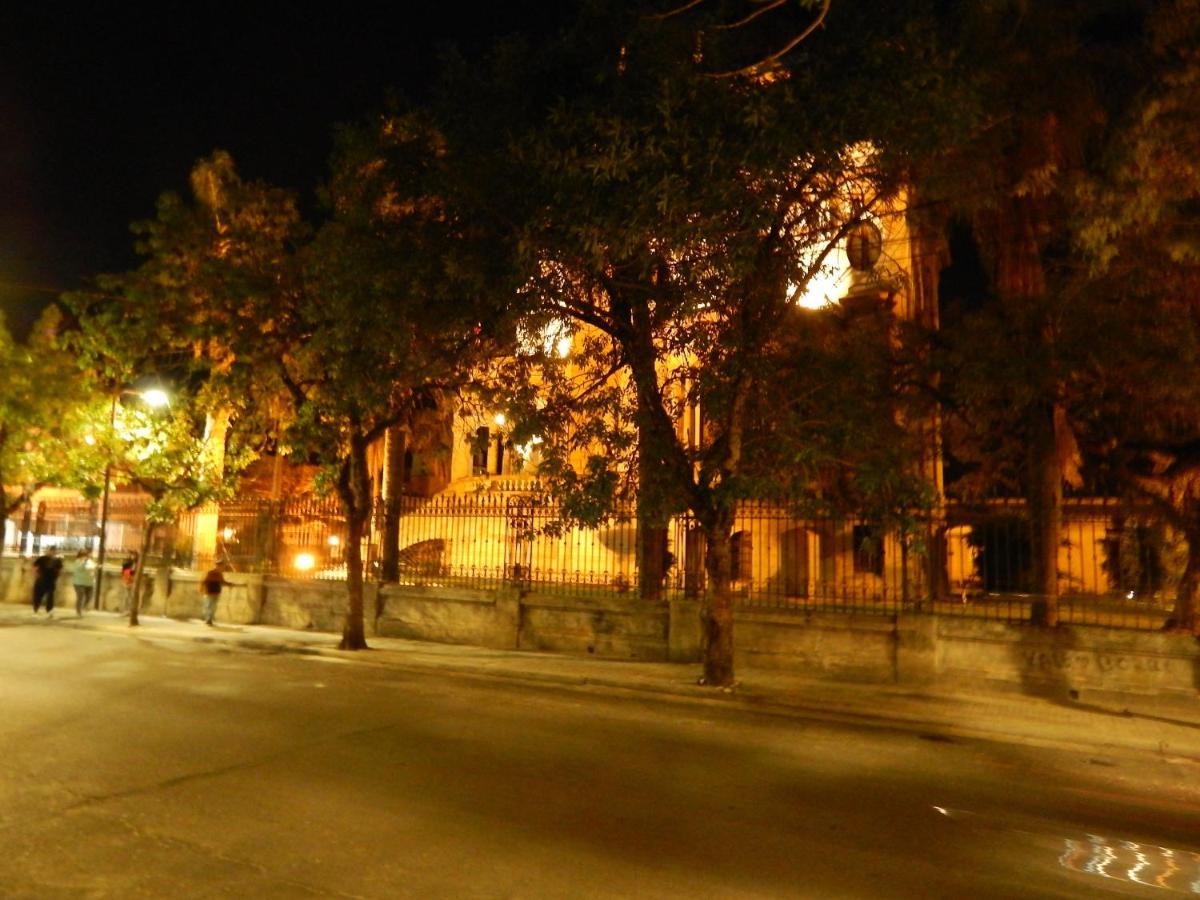 De La Plaza Appartement